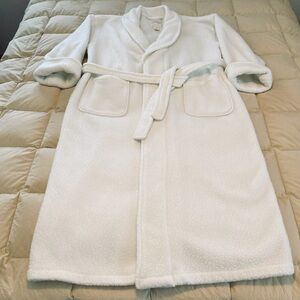 Vintage Victoria Secret Country Cozy, Soft & Warm Bathrobe Size M/L Unisex
